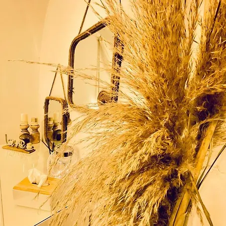 Le Petit Bijou Di Dolceacqua, Per Un Momento Romantico *