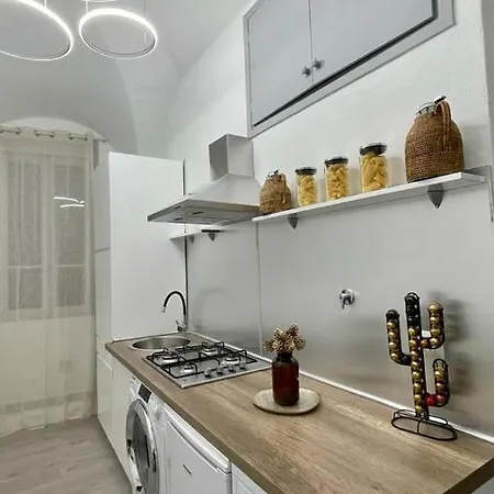 Le Petit Bijou Di Dolceacqua, Per Un Momento Romantico * 多尔切阿夸