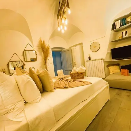 Le Petit Bijou Di Dolceacqua, Per Un Momento Romantico *