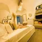 Le Petit Bijou Di Dolceacqua, Per Un Momento Romantico *