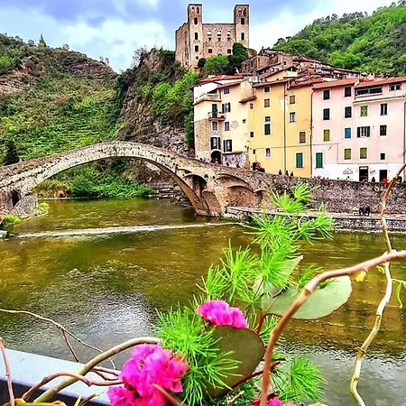 Apartamento Le Petit Bijou Di Dolceacqua, Per Un Momento Romantico