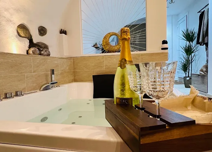 Le Petit Bijou Di Dolceacqua, Per Un Momento Romantico